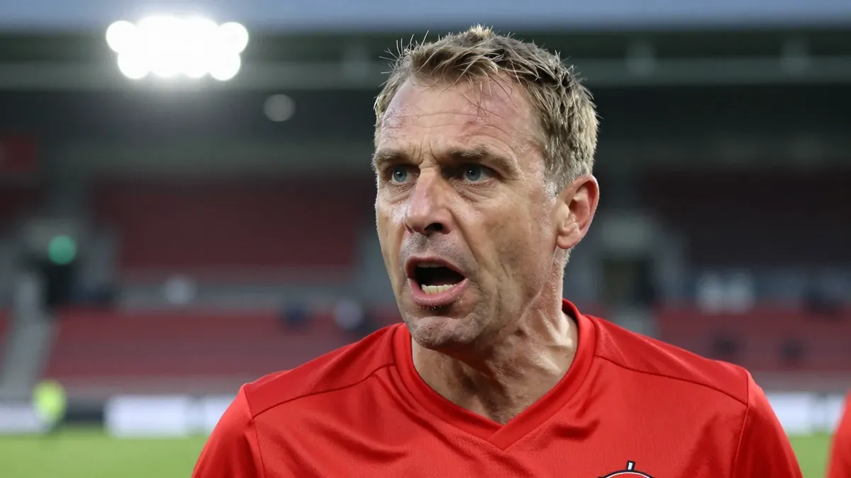 Marc Degryse dwingt Dimitri De Condé tot actie na het verlies van een voorsprong in de 4-4 tegen Anderlecht, volgens...