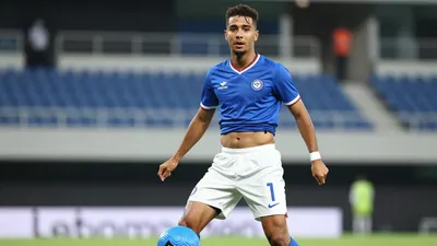 Genk begint met pijnlijke nederlaag na afwezigheid Adedeji-Sternberg